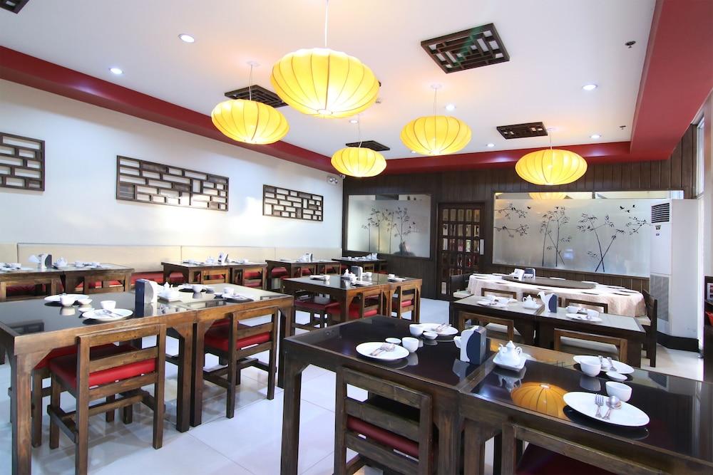 Oyo 110 Asiatel Hotel Pasay Exteriör bild