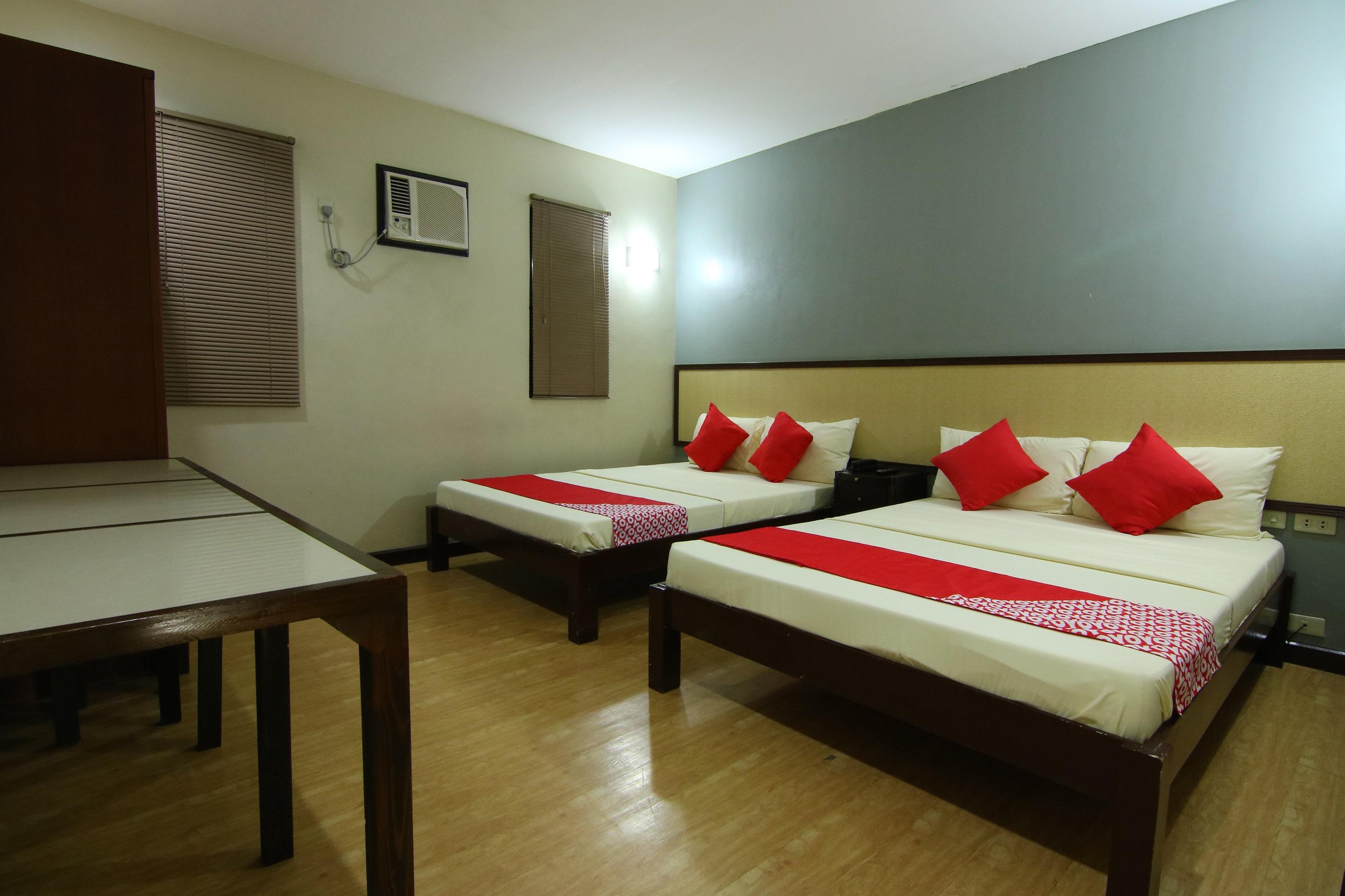 Oyo 110 Asiatel Hotel Pasay Exteriör bild