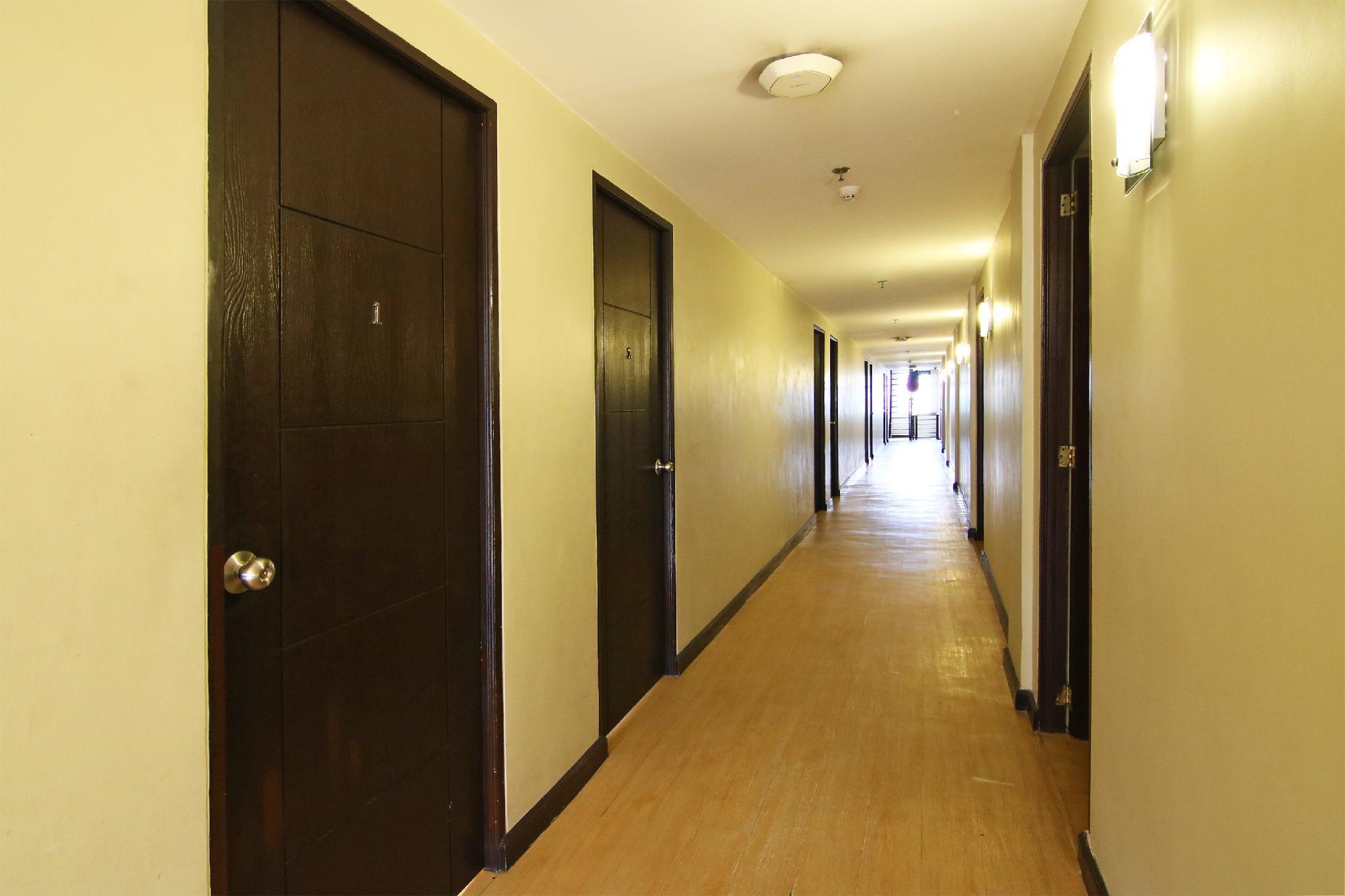 Oyo 110 Asiatel Hotel Pasay Exteriör bild