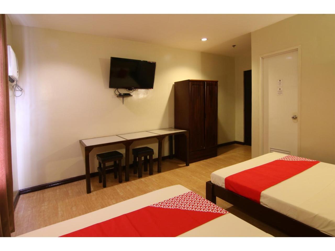 Oyo 110 Asiatel Hotel Pasay Exteriör bild
